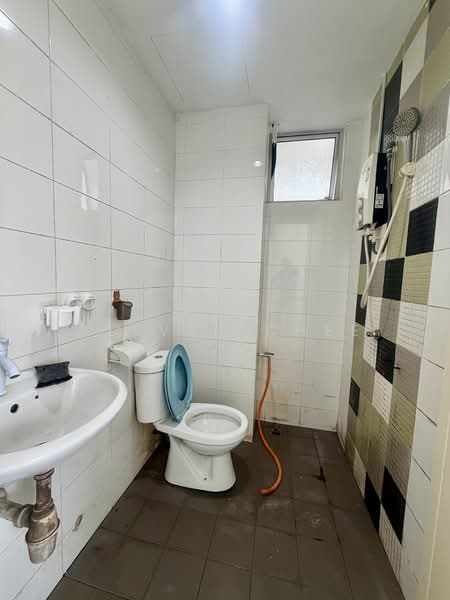 Apartment for Sale at The Pulse Condominium - Steven Chee - PropertyGuru.com.my