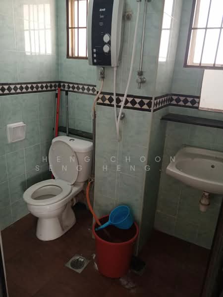 Apartment for Rent at Aman Dua - heng choon seng heng choon seng - Bathroom - PropertyGuru.com.my