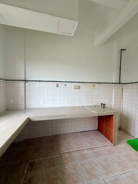 Apartment for Sale at Kedidi Apartment - Vickky Wong CF - Kitchen - PropertyGuru.com.my