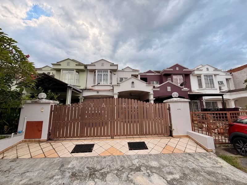 2-storey Terraced House for Sale in Seksyen 13 (Shah Alam) - Tasya Ruslan - Exterior - PropertyGuru.com.my