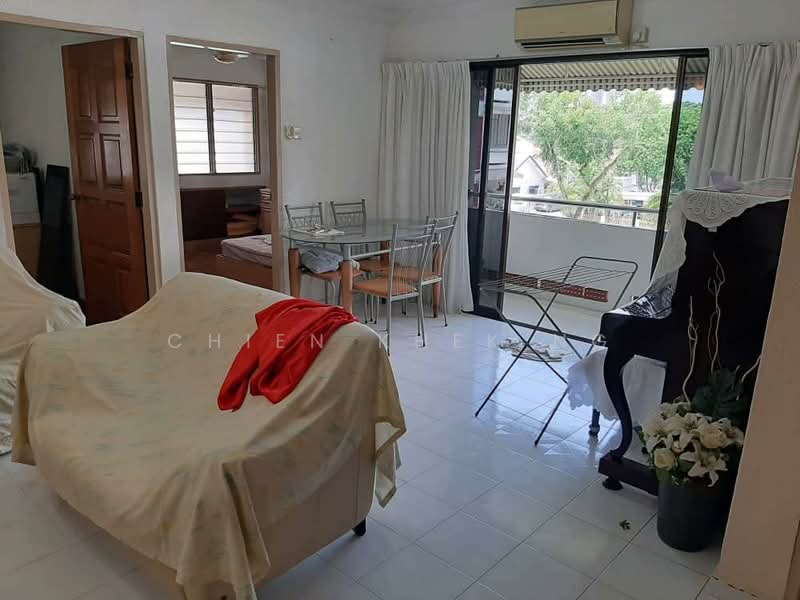 Apartment for Sale at Taman Kampar - Chien Khek Ng - Living Room - PropertyGuru.com.my