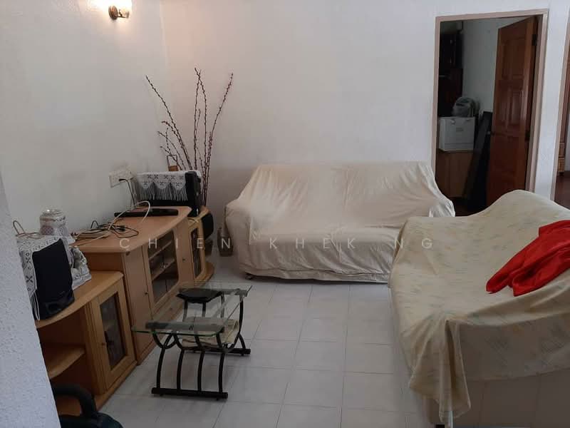 Apartment for Sale at Taman Kampar - Chien Khek Ng - Living Room - PropertyGuru.com.my