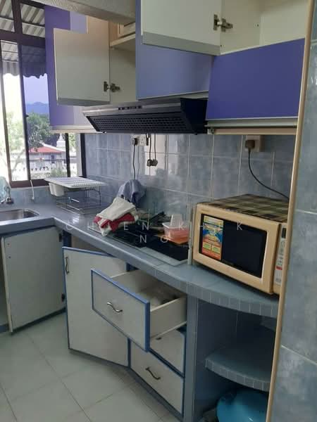 Apartment for Sale at Taman Kampar - Chien Khek Ng - Kitchen - PropertyGuru.com.my