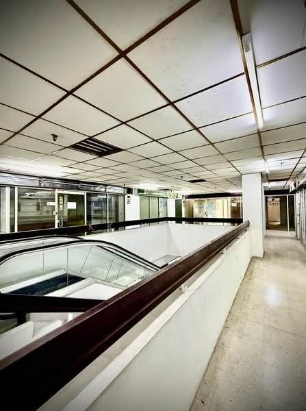 Kedai / Pejabat untuk Disewa di George Town (Penang) - KK Kwok - Corridor - PropertyGuru.com.my