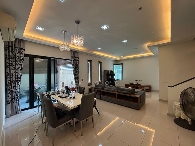 Rumah Kluster untuk Dijual di Taman Nusa Bestari (Iskandar Puteri (Nusajaya)) - SK GOO - Living Room - PropertyGuru.com.my