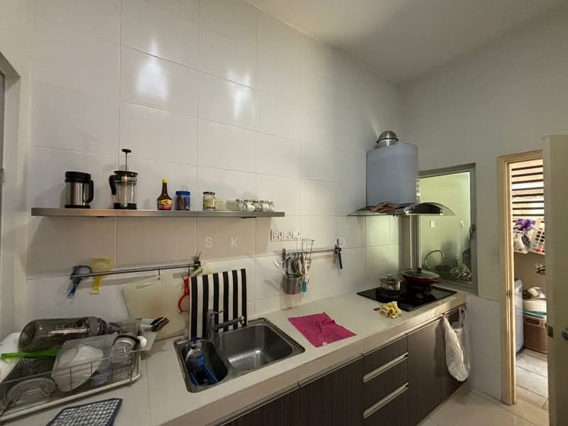 Rumah Kluster untuk Dijual di Taman Nusa Bestari (Iskandar Puteri (Nusajaya)) - SK GOO - Kitchen - PropertyGuru.com.my