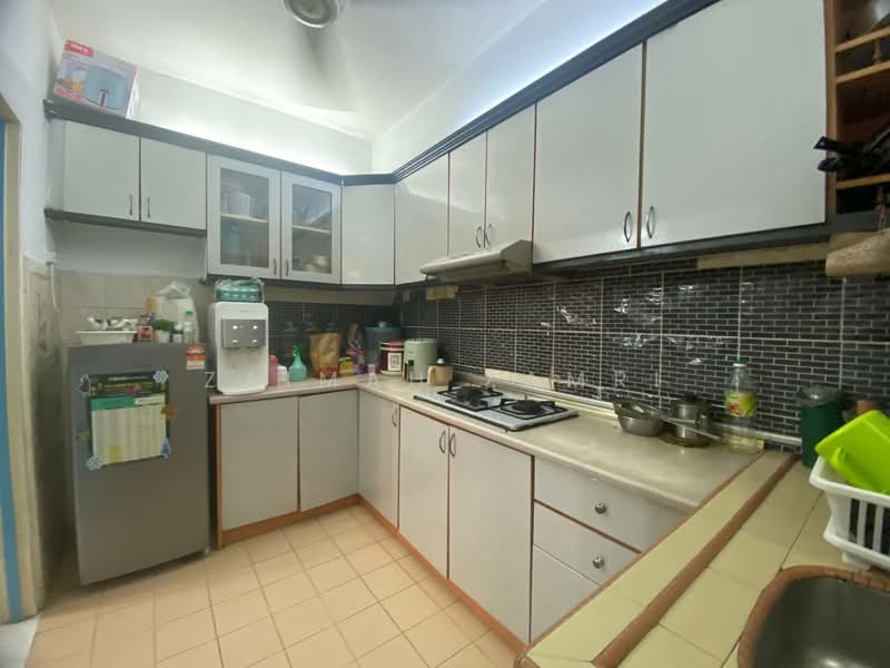 Condominium for Sale at Bayu Tasik 1 - Zaimah Zamri - Kitchen - PropertyGuru.com.my