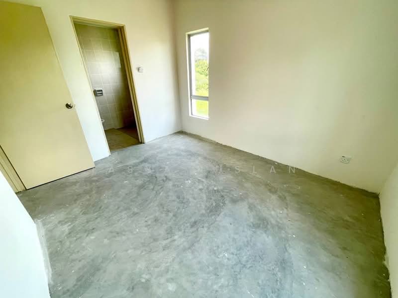 Bungalow for Sale in Mahkota Hills (Lenggeng) - Tasya Ruslan - Interior - PropertyGuru.com.my