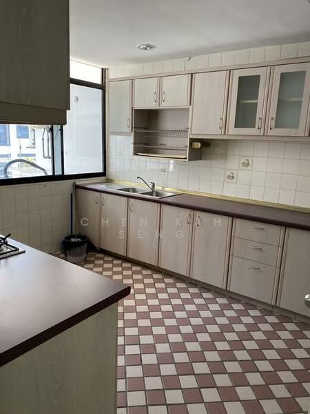Service Residence for Sale at Fahrenheit 88 (KL Plaza Suites) - Chen Kah Seng - Kitchen - PropertyGuru.com.my