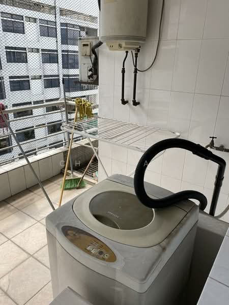 Service Residence for Sale at Fahrenheit 88 (KL Plaza Suites) - Chen Kah Seng - Balcony - PropertyGuru.com.my