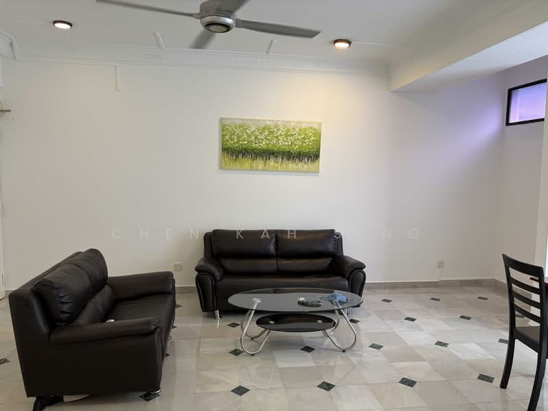 Servis Apartment untuk Dijual di Fahrenheit 88 (KL Plaza Suites) - Chen Kah Seng - Living Room - PropertyGuru.com.my