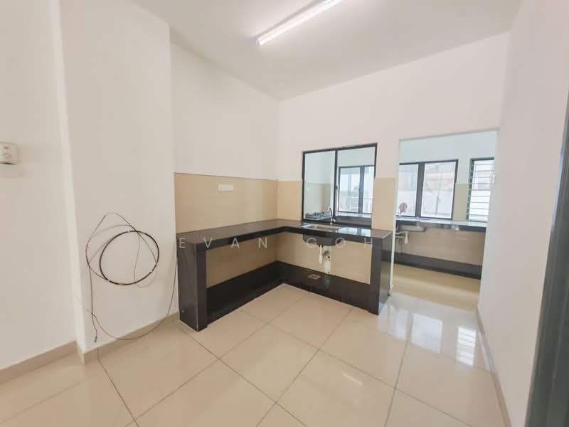 2.5-storey Terraced House for Sale in Bandar Puteri Puchong (Puchong) - Evan Goh - Kitchen - PropertyGuru.com.my