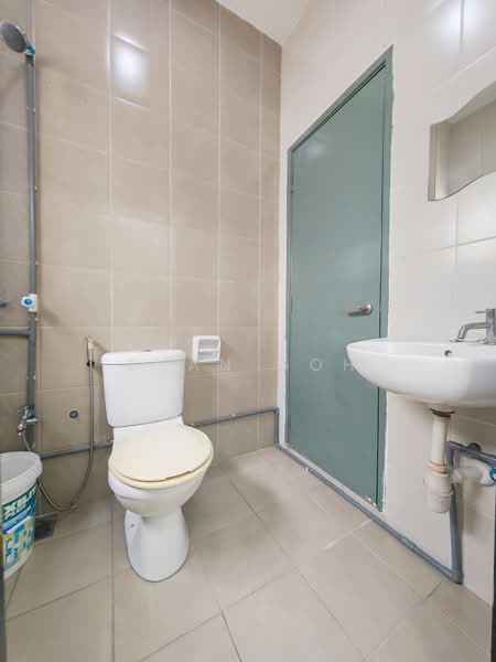 2.5-storey Terraced House for Sale in Bandar Puteri Puchong (Puchong) - Evan Goh - Bathroom - PropertyGuru.com.my