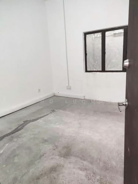 Kedai / Pejabat untuk Dijual di Shah Alam (Selangor) - Mohd Luqman - Interior - PropertyGuru.com.my
