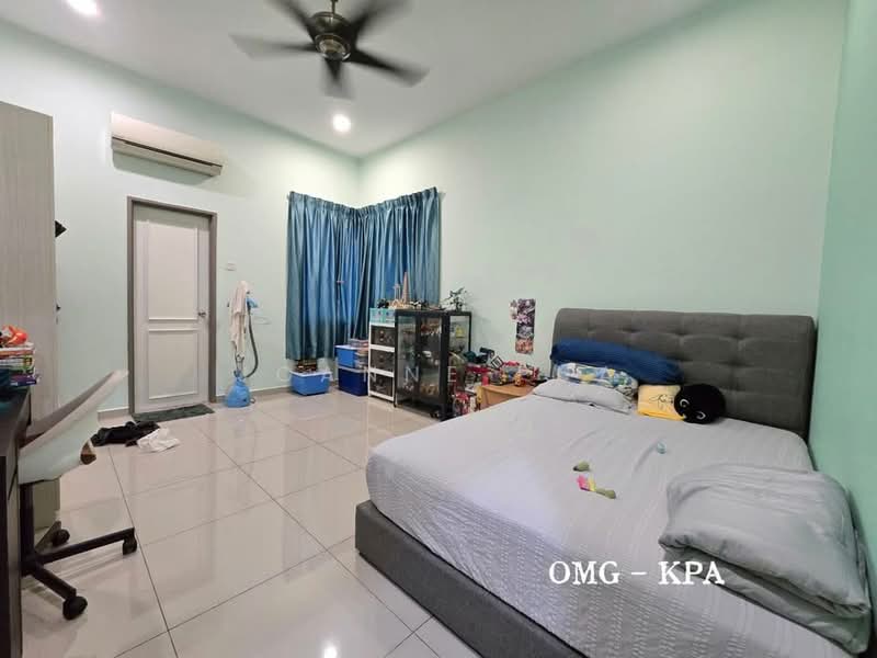 Rumah Berkembar untuk Dijual di Ambang Botanic (Klang) - Joanne Pua - Bedroom - PropertyGuru.com.my
