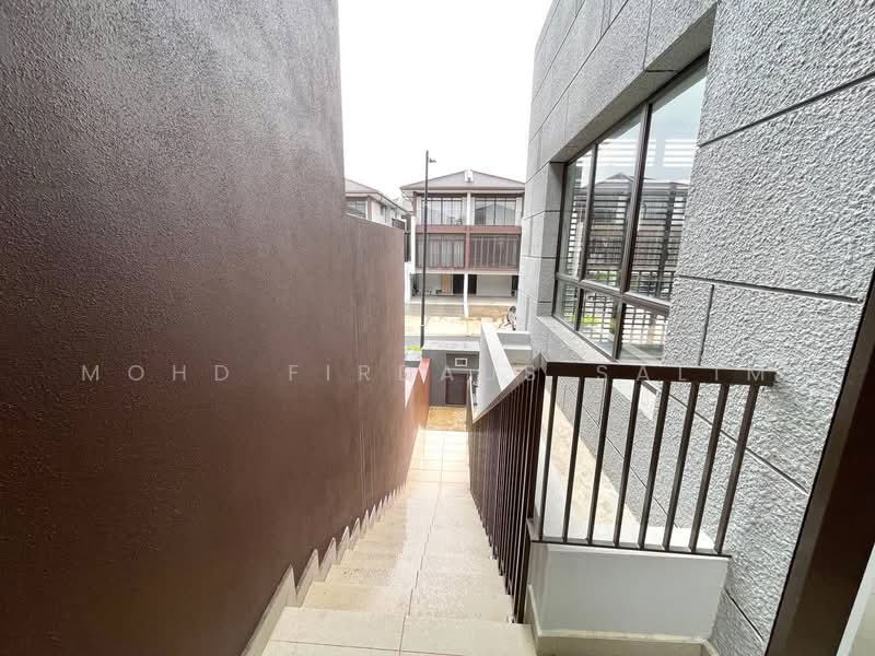 Rumah Teres 3 Tingkat untuk Dijual di Cyberjaya (Selangor) - Mohd Firdaus Salim - Exterior - PropertyGuru.com.my