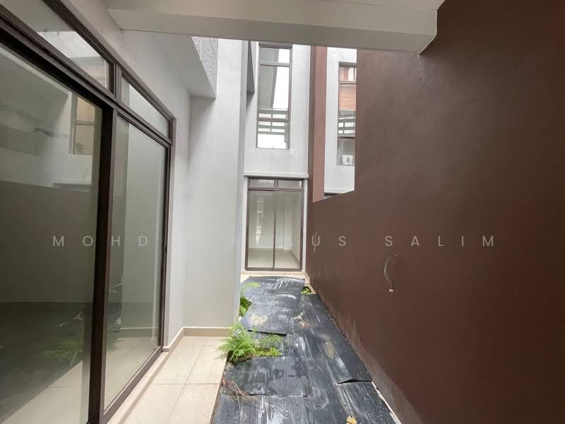 Rumah Teres 3 Tingkat untuk Dijual di Cyberjaya (Selangor) - Mohd Firdaus Salim - Exterior - PropertyGuru.com.my