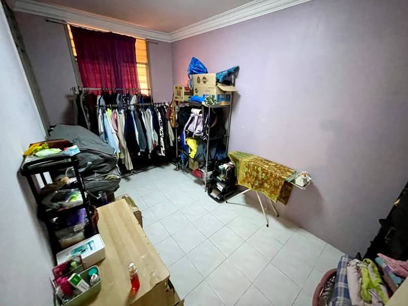 Pangsapuri untuk Dijual di Apartment Seroja - Tasya Ruslan - Bedroom - PropertyGuru.com.my
