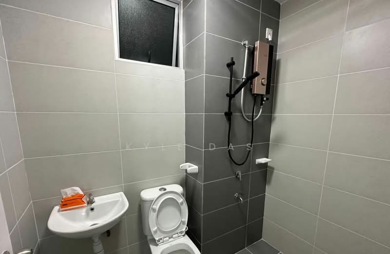 Service Residence for Rent at Southkey Mosaic - Kyle Das - Bathroom - PropertyGuru.com.my