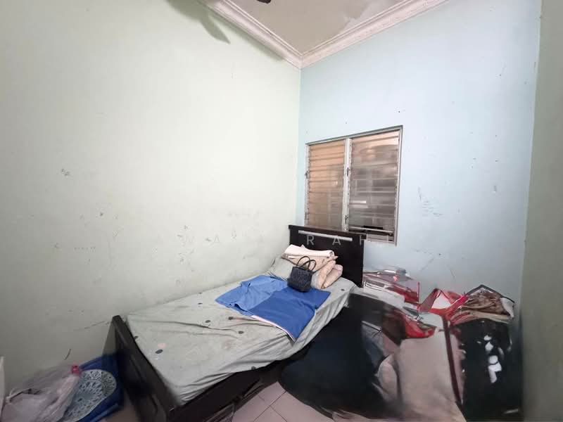 2-storey Terraced House for Sale in Kajang (Selangor) - Hawa Ibrahim - Bedroom - PropertyGuru.com.my