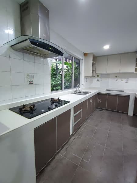 2-storey Terraced House for Rent in Taman Bukit Desa (Taman Desa) - Agnes Tan - Kitchen - PropertyGuru.com.my