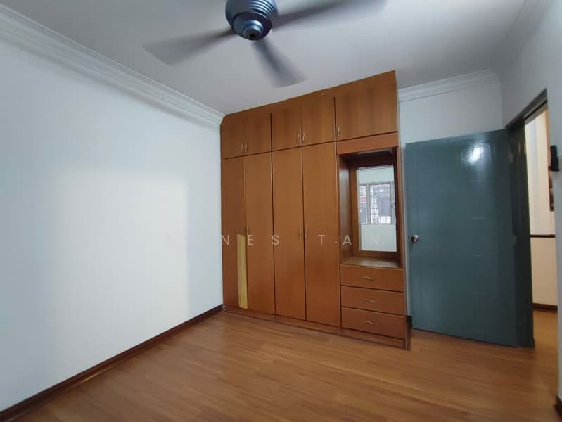 2-storey Terraced House for Rent in Taman Bukit Desa (Taman Desa) - Agnes Tan - Bedroom - PropertyGuru.com.my
