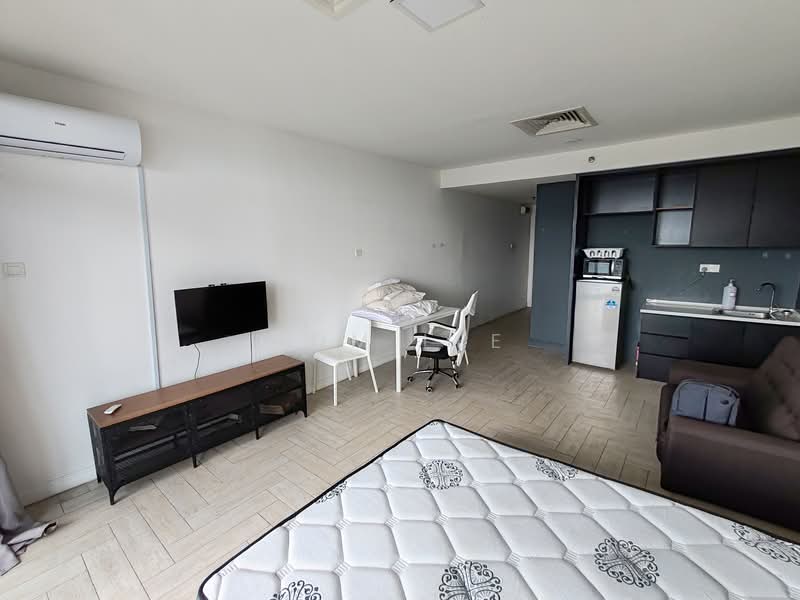 Service Residence for Sale at SOHO @ Empire City - Tom Lee - Kitchen - PropertyGuru.com.my
