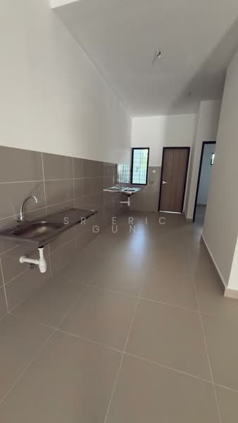 Rumah Teres 2 Tingkat untuk Dijual di Bandar Kinrara Seksyen 8 (Bandar Kinrara) - SR Eric Gun - Kitchen - PropertyGuru.com.my