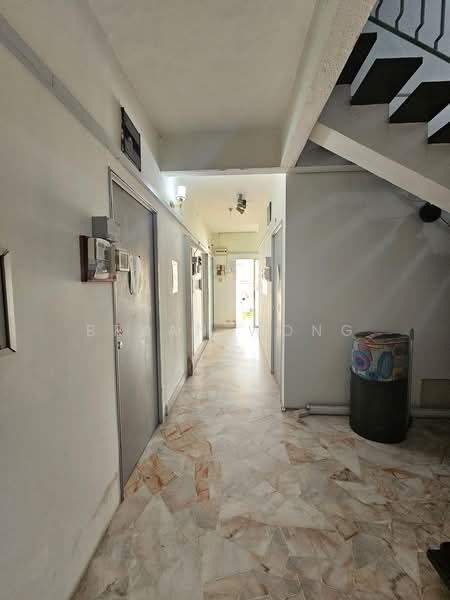 2-storey Terraced House for Sale in SS 21, Damansara Utama (Petaling Jaya) - Bryan Wong - Corridor - PropertyGuru.com.my