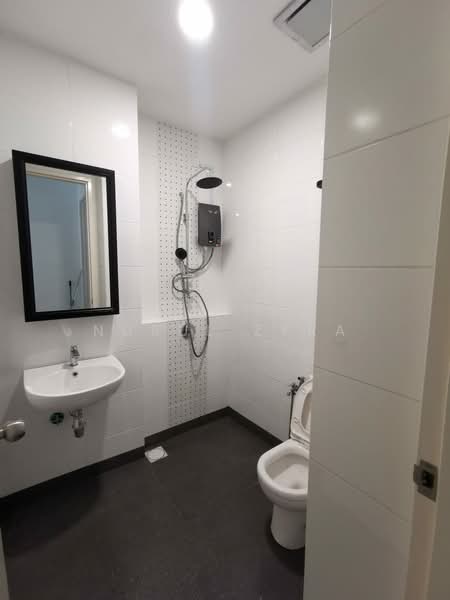 Rumah Teres 2 Tingkat untuk Dijual di Eco Majestic (Semenyih) - Nurul Zyra - Bathroom - PropertyGuru.com.my