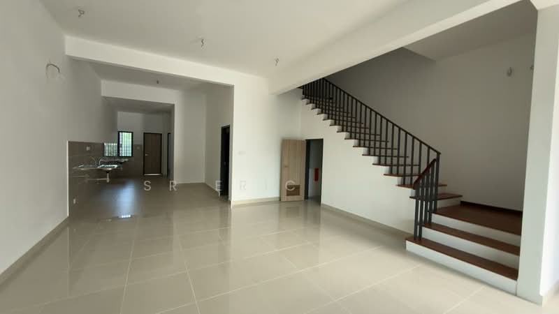 2-storey Terraced House for Sale in Bandar Kinrara Seksyen 1 (Bandar Kinrara) - SR Eric Gun - Kitchen - PropertyGuru.com.my