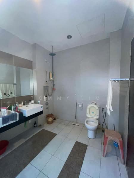 Cluster House for Sale in Taman Nusa Idaman (Iskandar Puteri (Nusajaya)) - Tommy Lim - Bathroom - PropertyGuru.com.my