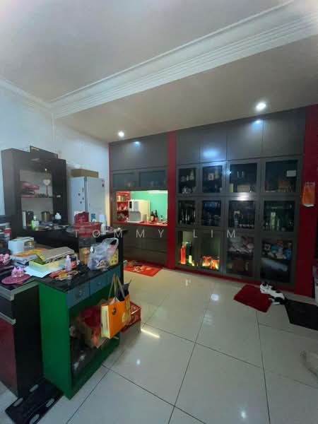 Cluster House for Sale in Taman Nusa Idaman (Iskandar Puteri (Nusajaya)) - Tommy Lim - Kitchen - PropertyGuru.com.my
