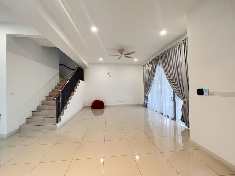 Rumah Teres 2 Tingkat untuk Dijual di Kajang (Selangor) - Jocelyn Soo - Living Room - PropertyGuru.com.my