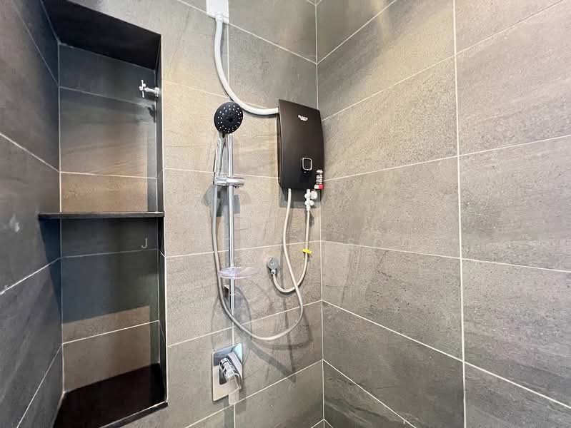Rumah Teres 2 Tingkat untuk Dijual di Kajang (Selangor) - Jocelyn Soo - Bathroom - PropertyGuru.com.my