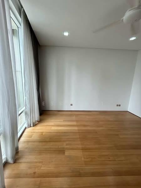 Service Residence for Sale at The Oval - Jess Chyi - Living Room - PropertyGuru.com.my