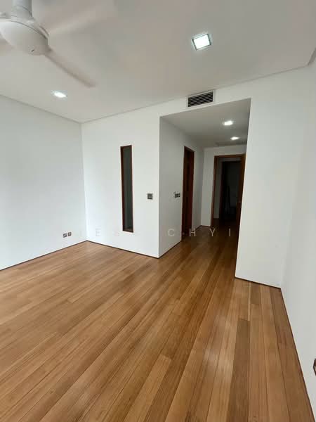 Service Residence for Sale at The Oval - Jess Chyi - Bedroom - PropertyGuru.com.my