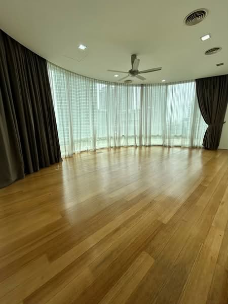 Service Residence for Sale at The Oval - Jess Chyi - Living Room - PropertyGuru.com.my