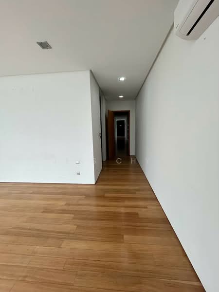 Service Residence for Sale at The Oval - Jess Chyi - Hallway - PropertyGuru.com.my