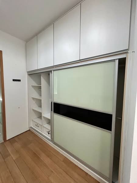Service Residence for Sale at The Oval - Jess Chyi - Study - PropertyGuru.com.my