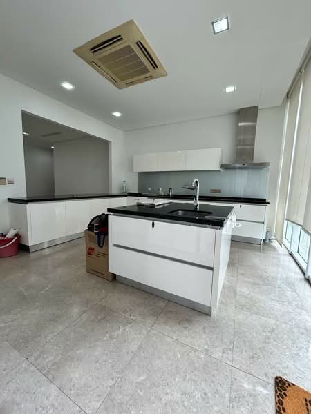 Service Residence for Sale at The Oval - Jess Chyi - Kitchen - PropertyGuru.com.my