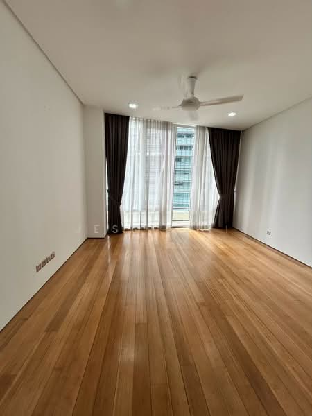 Service Residence for Sale at The Oval - Jess Chyi - Living Room - PropertyGuru.com.my