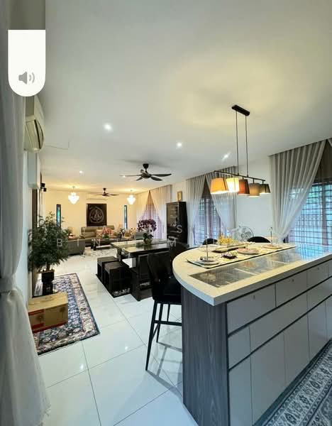 Rumah Teres 2 Tingkat untuk Dijual di Denai Alam (Shah Alam) - Iryani Sakini Binti Mohd Lajis - Living Room - PropertyGuru.com.my