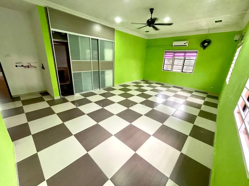 For Sale - Taman Desa Impian