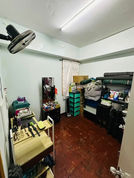 Apartment for Rent at Prima Saujana - Yenny Yap - Study - PropertyGuru.com.my