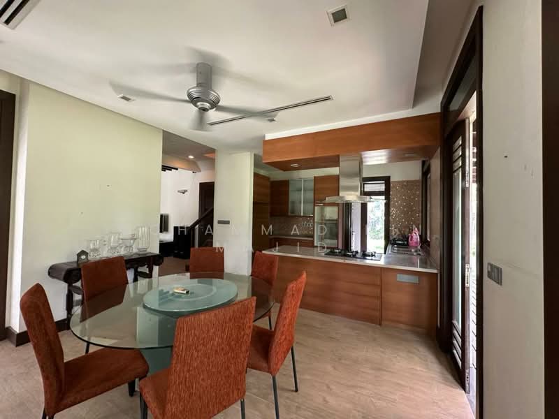 Bungalow for Sale in Sultan Abdul Aziz Shah Golf & Country Club (Shah Alam) - Mohammad Din Majid - Kitchen - PropertyGuru.com.my