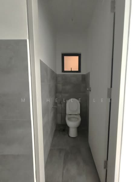 Shop for Rent in Setia Alam (Selangor) - Michelle Lee - Bathroom - PropertyGuru.com.my