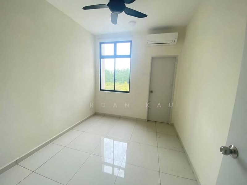 2-storey Terraced House for Rent in Taman Sutera Utama (Skudai) - Jordan Kau - Bedroom - PropertyGuru.com.my