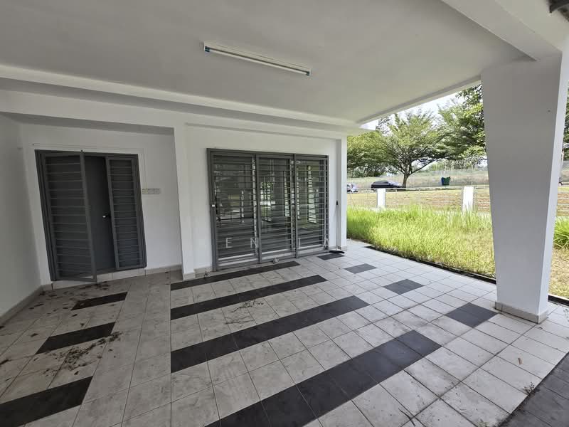 2-storey Terraced House for Rent in Subang Bestari (Shah Alam) - Ken Lai - Exterior - PropertyGuru.com.my