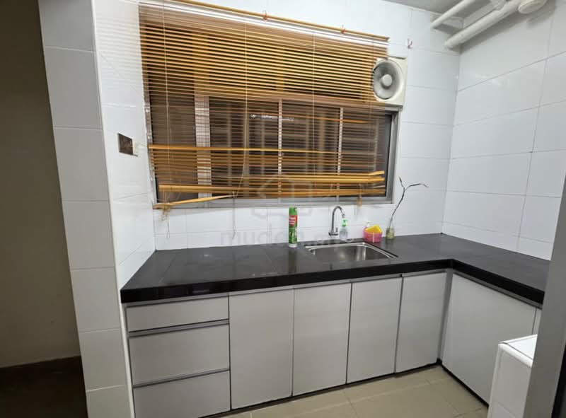 Servis Apartment untuk Dijual di Platinum Lake PV 21 - Luis Looi - Kitchen - PropertyGuru.com.my